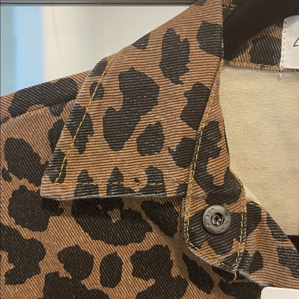 Leopard Print Button-Up Denim Jacket Size Medium Large - Picture 8 of 13